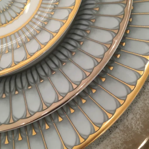 Arcades Gold Dinnerware