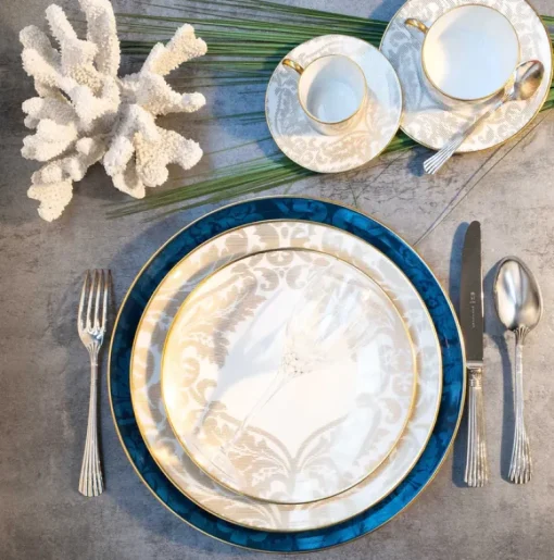 Damassé Gold Dinnerware