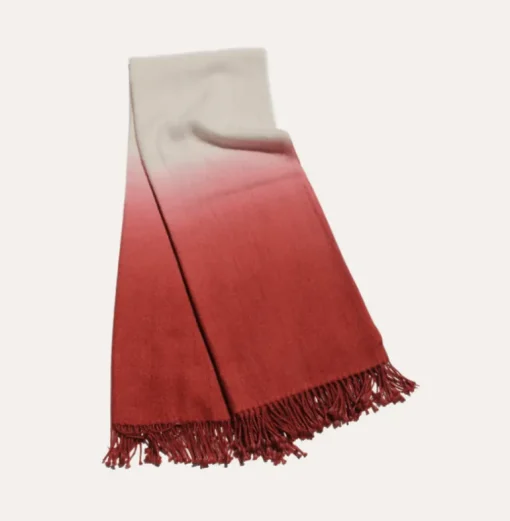Dip Dye Throw
