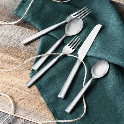 Hartland Flatware 5 Piece Setting